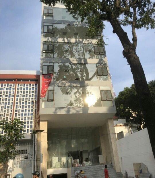 Bán nhà góc 2 MT đường Phạm Viết Chánh, DT 4mx18.25m, 3 lầu, giá 11.5 tỷ
