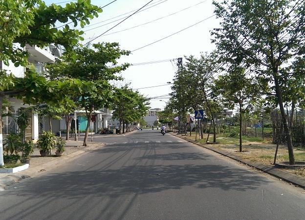 Bán lô đất 2 mặt tiền đường Lê Thạch và Nhơn Hòa 5, diện tích 183.6m2