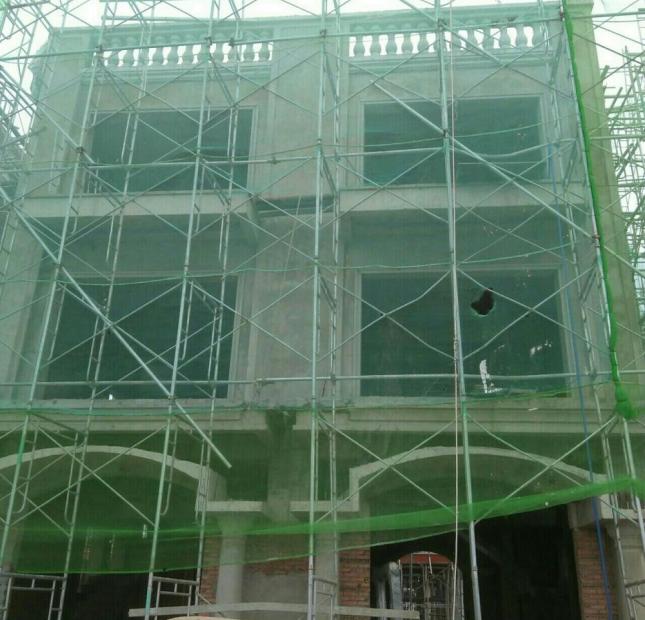 Bán biệt thự biển Phú Quốc, Kiên Giang, diện tích: 6x125m, CN 158m2 thổ cư 100%