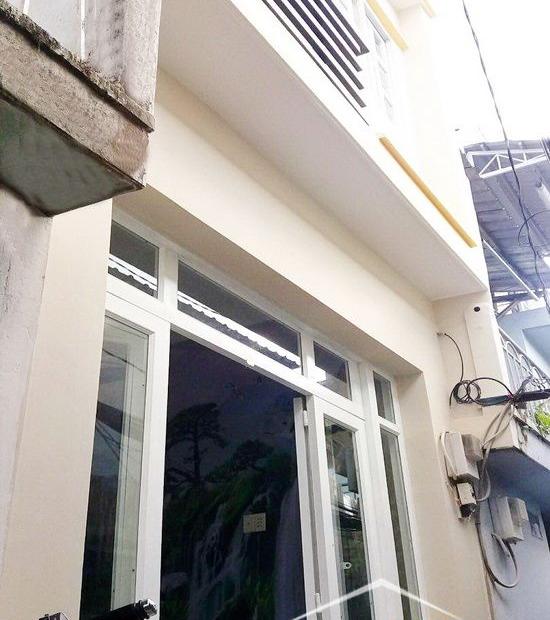 Cần bán nhà 1 lầu tuyệt đẹp hẻm 118 Bùi Văn Ba, P. Tân Thuận Đông, Quận 7