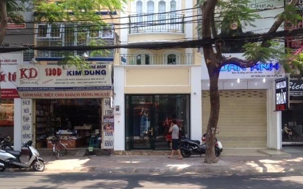 Nhà tốt đường Phạm Viết Chánh P. Nguyễn Cư Trinh, Q. 1, DT: 6x17m, chỉ 17.5 tỷ, 0937.82.67.68