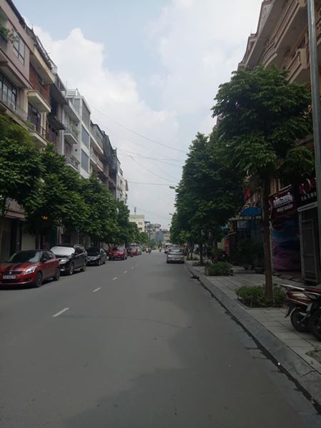 Cho thuê nhà mặt phố Trần Đăng Ninh, 55m2 x 5 tầng