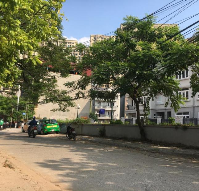 Bán nhà liền kề ngõ 13 Lĩnh Nam, Mai Động cạnh Times City