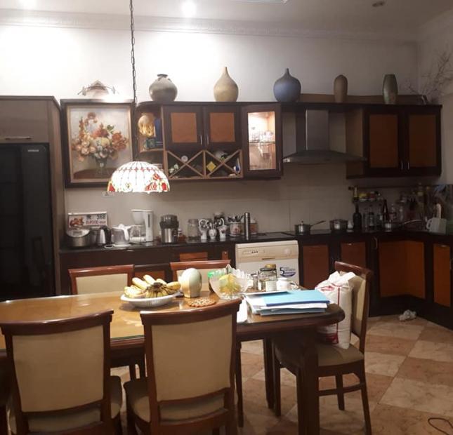Biệt thự mặt hồ sen Phương Liệt, lô góc 3 mặt thoáng, mặt tiền 9m, chỉ 15 tỷ