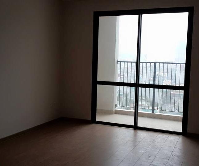 cho thuê CHCC Goldmark City, 78m2, 2 phòng ngủ, cơ bản, 9 triệu/th,