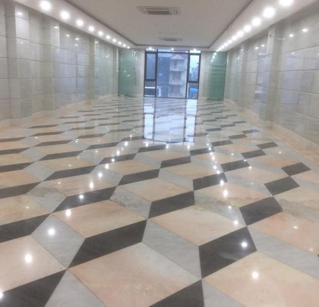 Cho thuê văn phòng thang máy đi từ hầm DT 140m2 giá chỉ 28tr/tháng Thanh Xuân