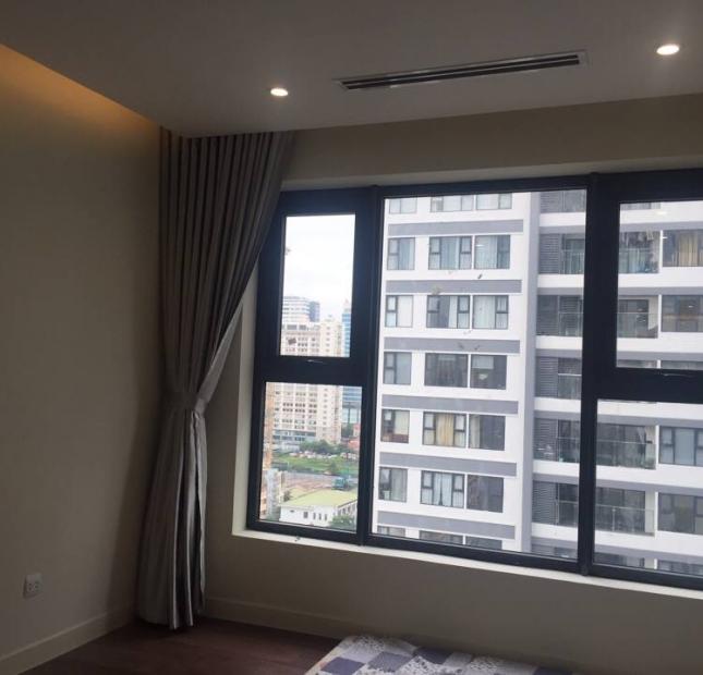 Cho thuê chung cư GoldSeason 47 Nguyễn Tuân, 110m2, 3 phòng ngủ đồ cơ bản, căn góc nhà vừa nhận
