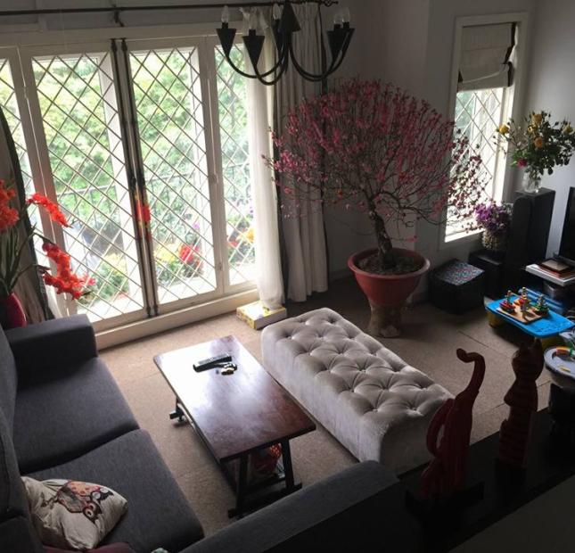 Hót nhà đẹp cần bán gấp nhà Trương Định 45m 5 tầng.