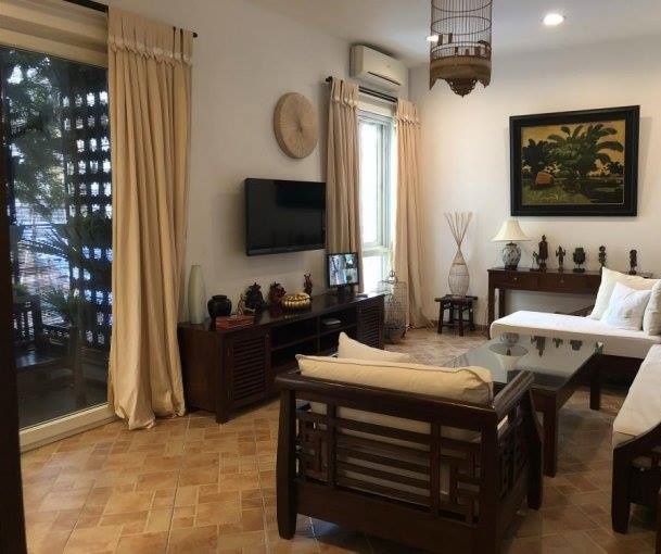 Cho thuê nhà MP Đê La Thành, 60m2,5 tầng, 30tr/th, LH 01634096338