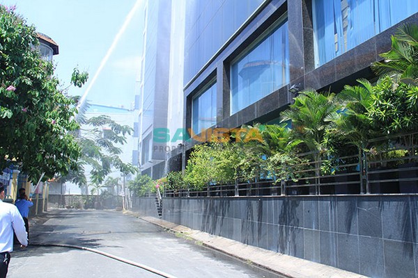Tòa nhà văn phòng cho thuê 315m2 ngay trung tâm Phú Nhuận