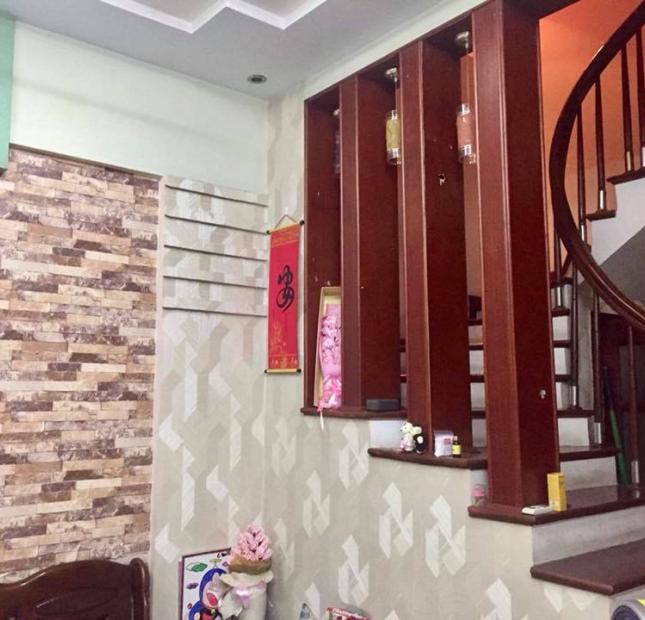 Nhà đẹp phân lô Nguyễn Khang 48m2, 4 tầng, chỉ 5 tỷ