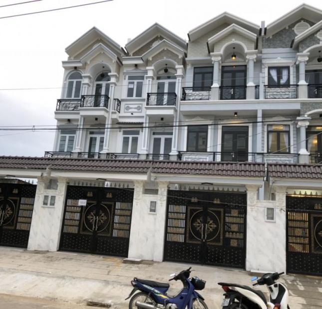 Bán nhà đường Nguyễn Thị Hương, Nhà Bè, DTSD 204m2, nhà trệt 2 lầu, 4PN, giá 4.55 tỷ