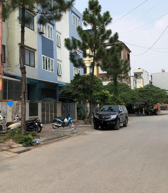 Bán nhà phân lô, kinh doanh sầm uất, ô tô đỗ Văn Khê, 50m2, Hà Đông