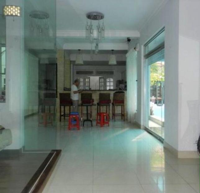 Cho thuê villa Quận 2 Thảo Điền hồ bơi 320m2, 6PN giá 58tr/tháng