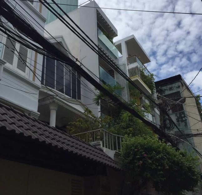 HOT!!!Nhà 18 căn hộ dịch vụ TN 7000 USD/th HXH đường Trương Quốc Dung