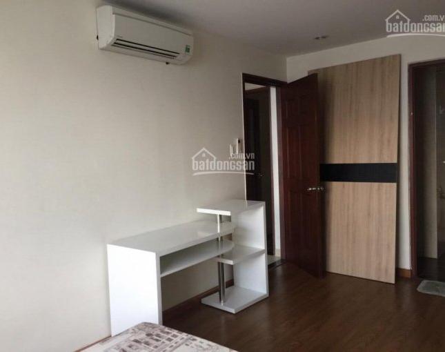 Cần bán gấp căn hộ Phú Thạnh, Quận Tân Phú, DT 100m2, 3pn, 2wc, lầu cao. Giá 1,85tỷ
