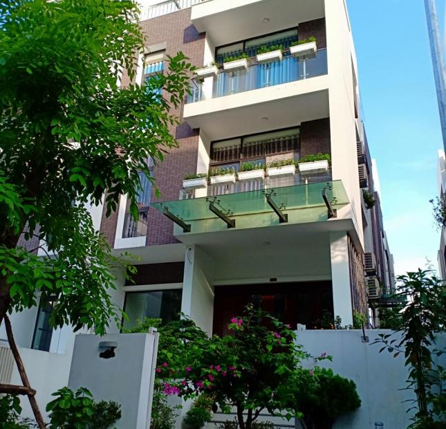 Cần bán gấp biệt thự Nguyễn Huy Tưởng Thanh Xuân 4 tầng 1 hầm 193m2 tiện ở, đầu tư, cho thuê, mở VP 