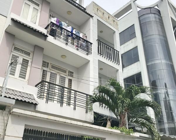 Cần vốn bán villa 15 CHDV mặt tiền phường Tân Định, quận 1, 1 trệt 6 lầu thang máy. HĐ 200tr/tháng