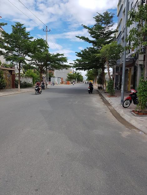 Bán nền biệt thự BT16 ở An Bình Tân, Phước Long, Nha Trang, 300m2, Đông Nam