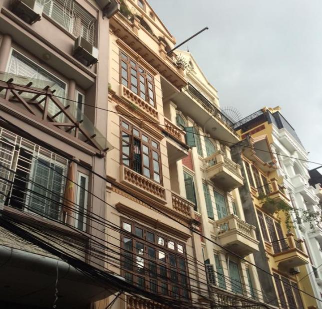 Bán nhà đẹp, kinh doanh tốt phố Nguyễn Chí Thanh, 41 m2, 5 tầng, giá chỉ 7.6 tỷ
