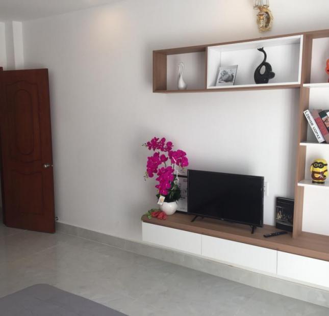 Bán nhà mặt chợ tiện kinh doanh Hà Huy Giáp, Q12, giá 3,85 tỷ, LH: 0937.322.711