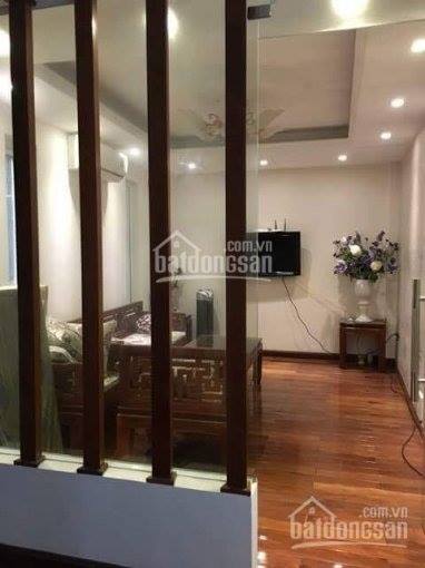 Cho thuê nhà riêng phố Hào Nam, DT 45m2, 5 tầng, giá 15tr/th, LH: 0963255927