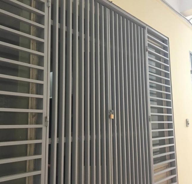 Nhà hiếm phố Võng Thị, Tây Hồ, 42m2, mặt tiền 5m, chỉ 3,4 tỷ