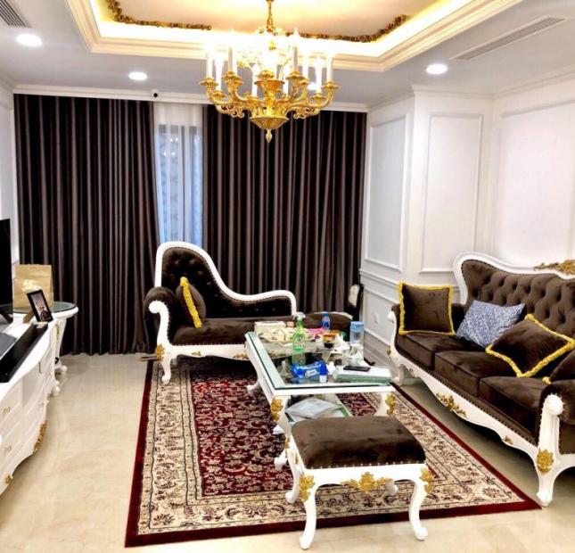 Cho thuê căn hộ cao cấp tại chung cư 27 Huỳnh Thúc Kháng 132m2, 3PN, gần đủ đồ, giá 12.5tr/th