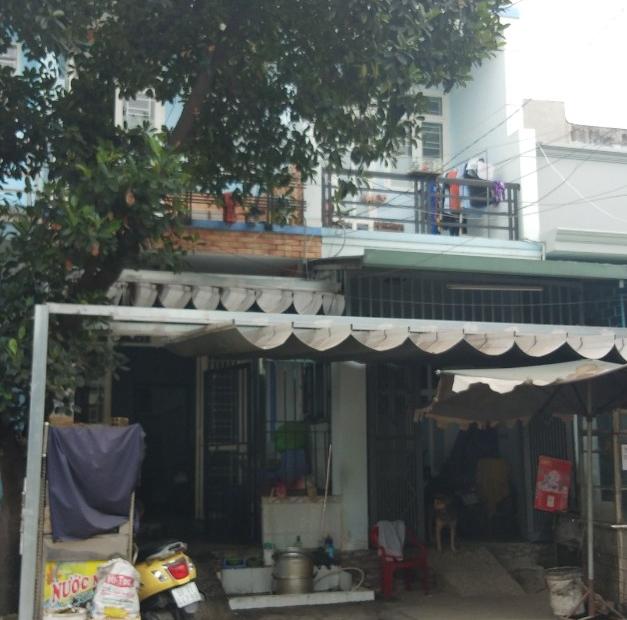  Bán gấp 3 căn nhà 1 trệt 1 lầu mặt tiền đường , phường Tăng Nhơn Phú B quận 9 . giá 5,9 tỷ .  
