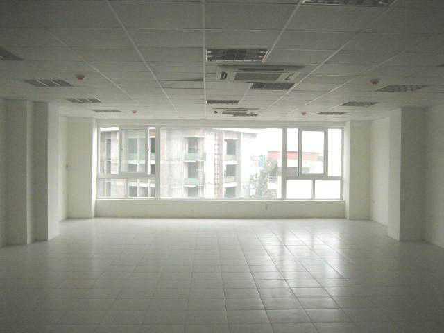 Còn trống sàn văn phòng duy nhất tại tầng 3 view đẹp, DT 50m2 giá chỉ 7 tr/tháng