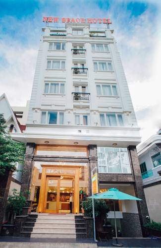 Bán khách sạn đường Quách Văn Tuấn - Cộng Hoà Tân Bình hầm 7 lầu 7x20m cho thuê 150tr	