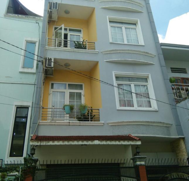 Bán nhà 3 lầu mặt tiền khu nội bộ 8A Thái Văn Lung, Quận 1, 6x20m, cực vip