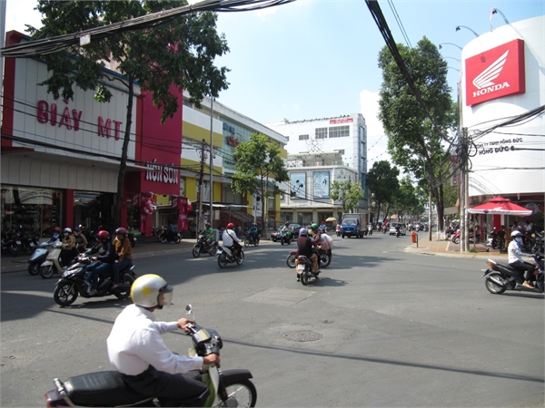 Bán đất mặt tiền trung tâm thành phố Cần Thơ, DT 14x50m, tổng diện tích là 700m2, thổ cư 100%