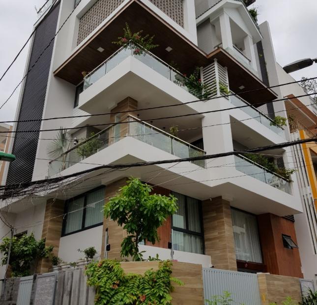 Bán nhà phố 8A Thái Văn Lung, Q1, DT: 4x17,5m, 4 lầu. Giá cực tốt