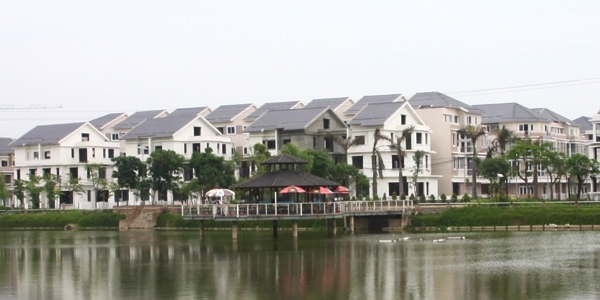 Đáo hạn ngân hàng cần bán gấp biệt thự LK khu đô thị Xuân Phương, DT 74.3m2. LH: 0936.358.981