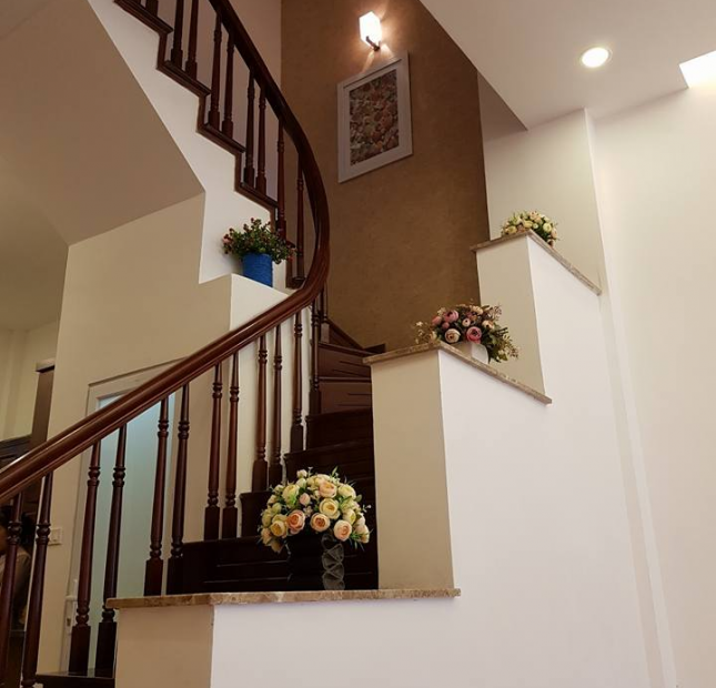 bán nhà ngõ 81 phố Nguyễn Phong Sắc, Cầu Giấy, Hà Nội