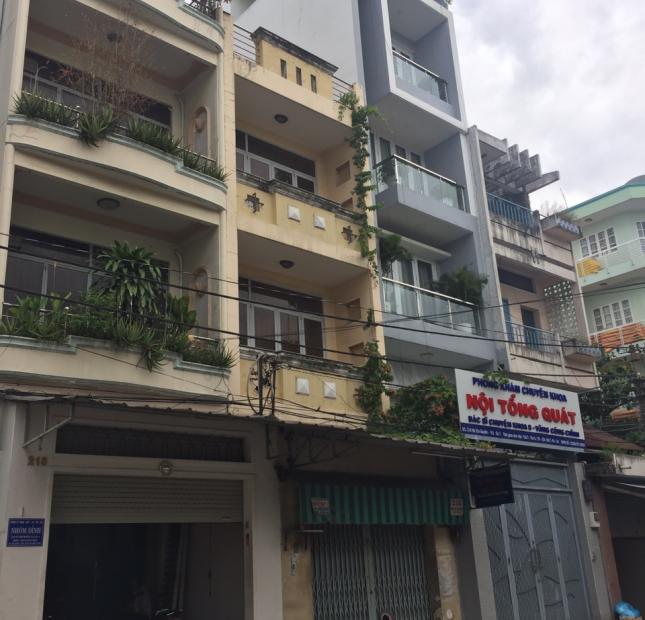 Chính chủ bán gấp nhà hẻm xe hơi Trần Hưng Đạo, Quận 5, 3.8x15m full nội thất