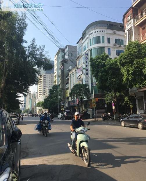 Cho thuê nhà mặt phố Nguyễn Tuân, 100m2x7T thang máy, giá 15tr/tháng