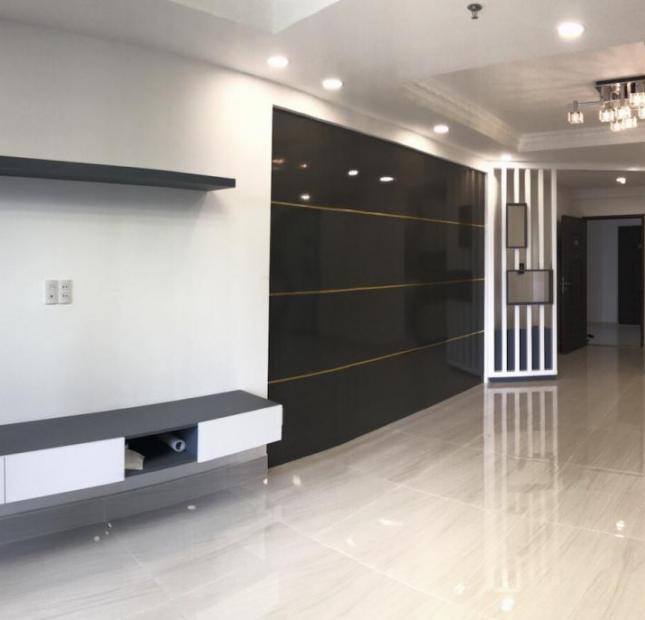 Bán gấp căn hộ Garden Court 1, Phú Mỹ Hưng, Q7, DT 109m2, 3PN, NT cao cấp, tell 0942443499