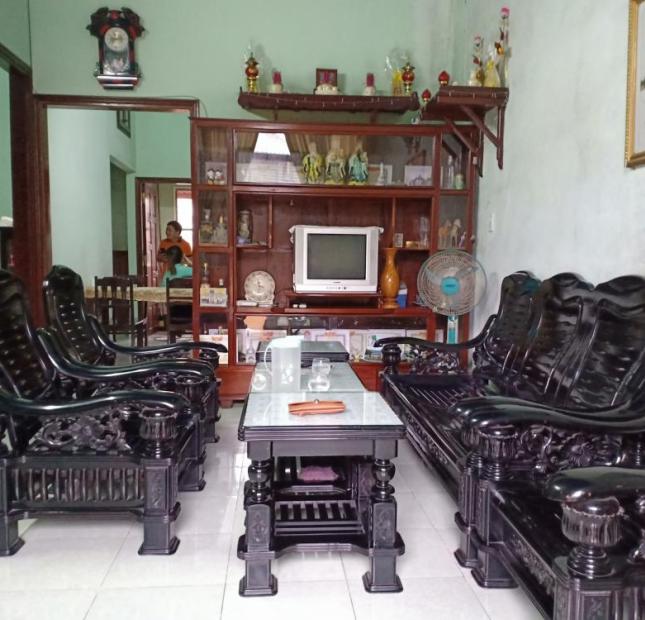 Bán nhà kiệt Duy Tân, có 3 phòng ngủ, hướng Nam, giá tốt