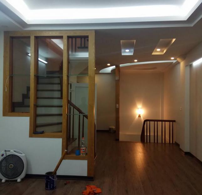 Bán nhà phân lô Liễu Giai, Đội Cấn 50m2, 4 tầng, ngõ 3 xe máy tránh nhau, giá 4.5 tỷ