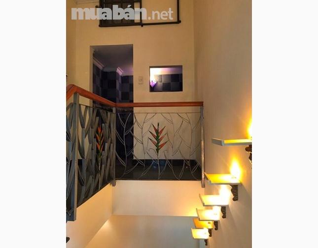 Villa 2MT cần bán HXH 187 đường Bạch Đằng, Q. Tân Bình, 6.5x15m