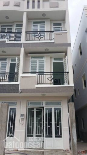Bán nhà mới đẹp vào ở ngay hẻm ô tô đường Bình Giã hướng Đông nam phường 8,tpvt.
