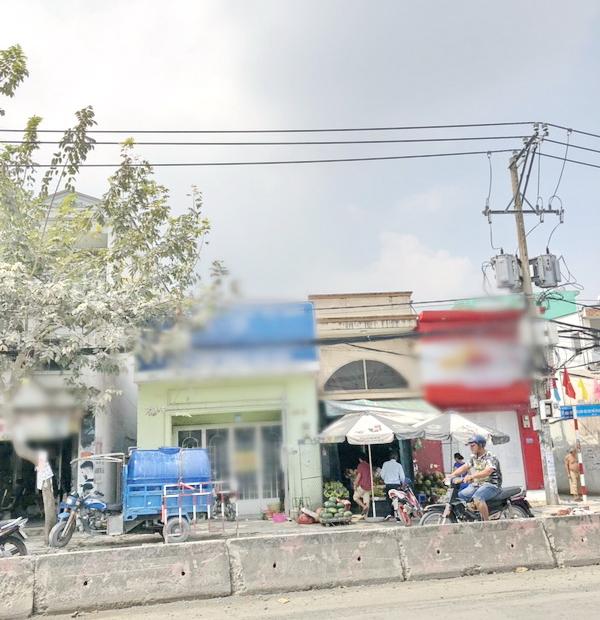 Bán nhà lầu mặt tiền Huỳnh Tấn Phát quận 7.