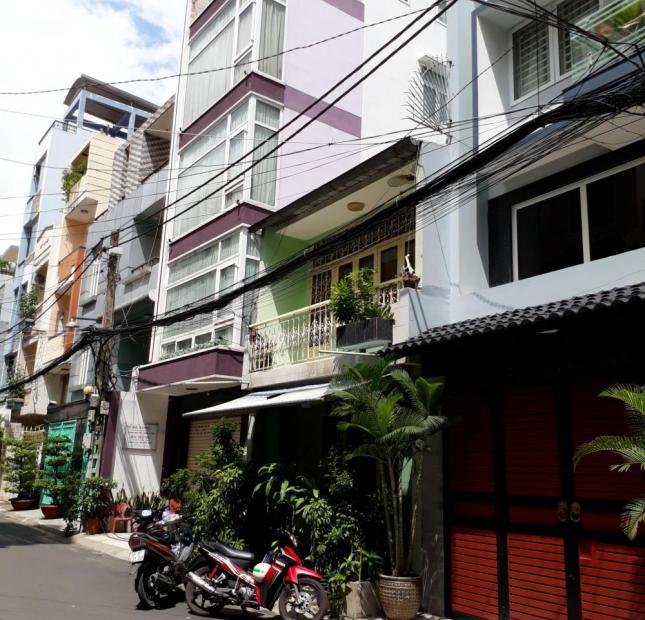Bán góc 2 MT hẻm 181, 3 Tháng 2, Q. 10, DT: 3.7x12m, 3 lầu