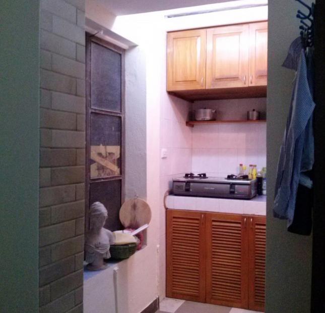 Bán căn hộ tập thể Z10 Bách Khoa, ngõ 1 phố Tạ Quang Bửu, quận Hai Bà Trưng, Hà Nội