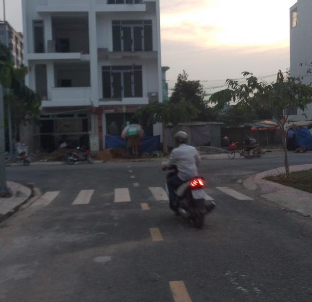 Bán đất đường Tăng Nhơn Phú, đối diện trường cao đẳng Công Thương