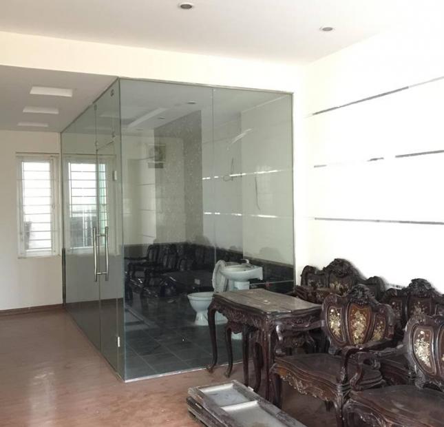 Bán nhà khu Tam Trinh, Hoàng Mai. 180m2, 3 tầng, mặt tiền khủng , giá 15 tỷ