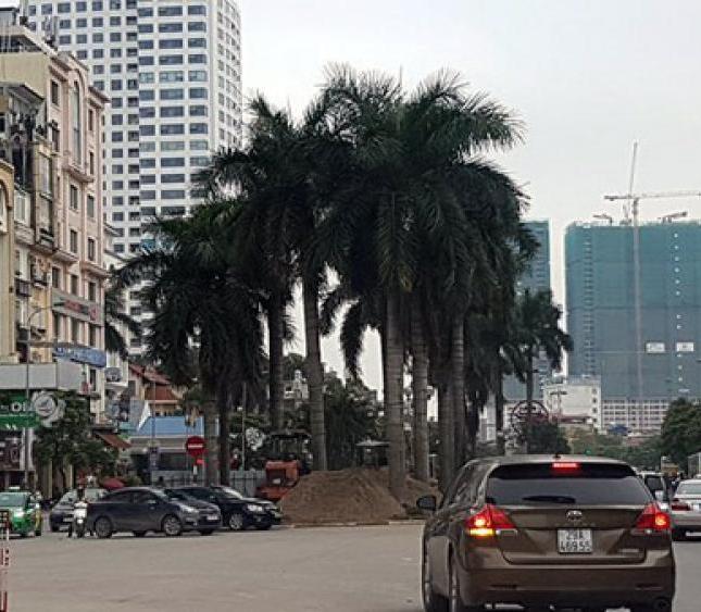 Bán nhà phố Nguyễn Chí Thanh giá 6.6 tỷ x 55 m2 x 3 tầng, ô tô vào nhà