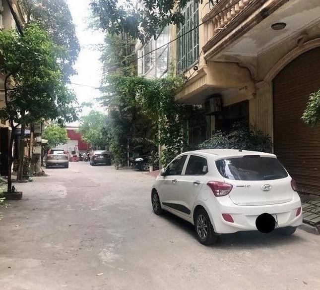 Nhà cực đẹp, bán nhà phân lô ngõ 61 Lạc Trung, ngõ 6m ô tô vào nhà 71,5 m2, xây 4 tầng, giá 9 tỷ